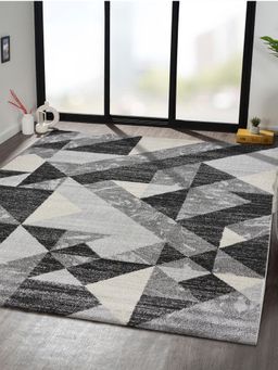 OBSESSIONS - Geometric Polypropylene Carpet, Charcoal