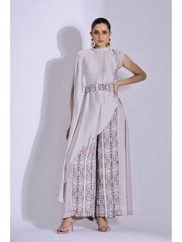 Studio Surbhi - Grey Georgette Satin Embellished Kurta with Pant and Belt (Set of 3)