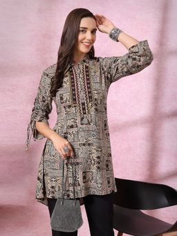 Nayam by lakshita - Printed Tunic Kurta with Pant (Set of 2)
