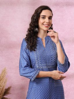 Nayam by lakshita - Embroidered Pashmina Straight Kurta and Pant (Set of 2)