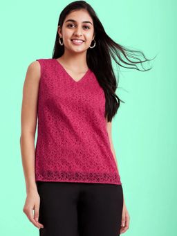 FableStreet - V Neck Lace Top Pink