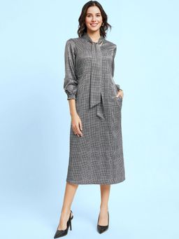 FableStreet - Geometric Print Tie-Up Dress - Black And White