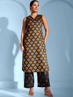 FABLE STREET - FS X PF Chanderi High Slit Kurta and Trouser Co-Ord (Set of 2)