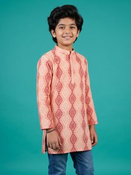 KiddoPanti - Boys Peach Cotton Geometric Printed Short Kurta