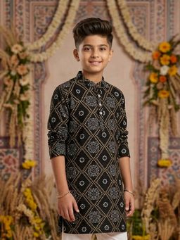 KiddoPanti - Boys Black Cotton Bandhani Printed Kurta