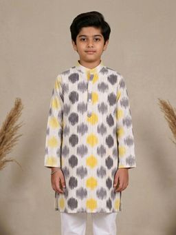 KiddoPanti - Boys Off White Cotton Ikat Printed Kurta