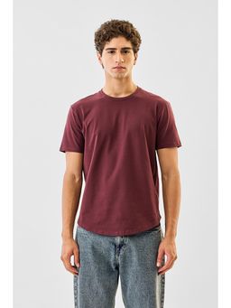 Snitch - Burgundy Solid Half Sleeves Slim Casual T-shirt For Men