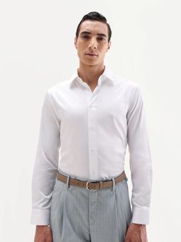 Rare Rabbit - White Cotton Fabric Collar Regular Fit Plain Formal Shirt