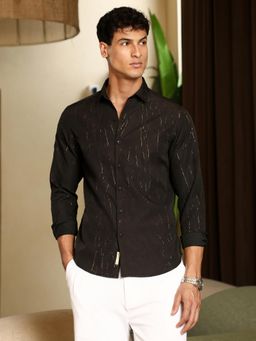 Campus Sutra - Men's Onyx Black Metallic-Crushed Textured Casual Shirt