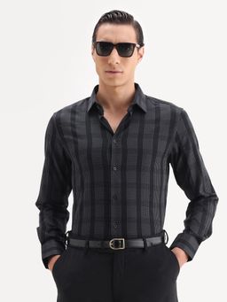 Rare Rabbit - Black Cotton Fabric Full Sleeve Collared Neck Plain Formal Shirt
