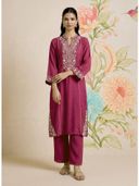 Pink color option, Currently selected