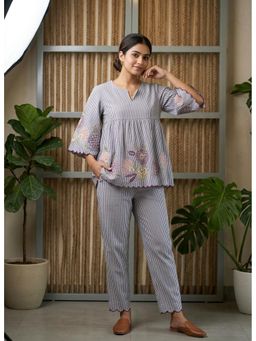 WE'AVE BY SHUBHKARI - Women Purple Chambray Embroidered Co-Ord Set