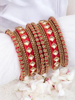 OOMPH - Pack of 18 Red Bridal Chuda Bangle Set Silk Thread Kundan (Pack of 18) (2.6)