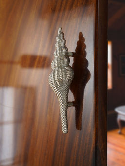 Folkstorys - Shank Wardrobe Door Handle