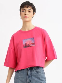 SHOWOFF - Womens Graphic Pink Drop Shoulder Boxy Crop T-Shirt