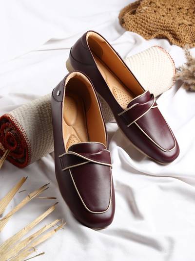 Women Maroon Bliss 007 Loafers