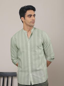 Subtract - Men Mint Striped Comfort Fit Mandarin Collar Casual Shirt
