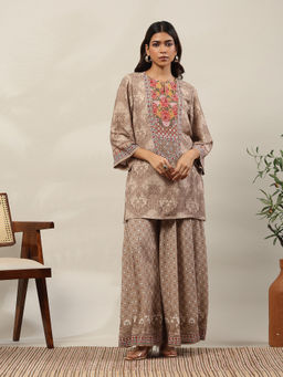 Garden VARELI - Women Floral Viscose Rayon Kurta with Palazzo