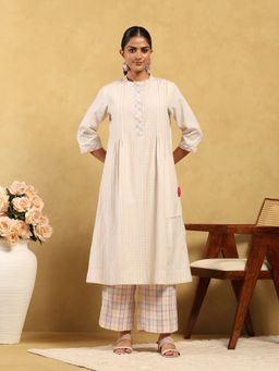 Garden VARELI - Women Printed Cotton Blend Kurta with Palazzo