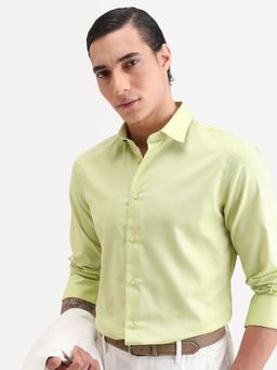 Rare Rabbit - Green Solid Regular Fit Shirt