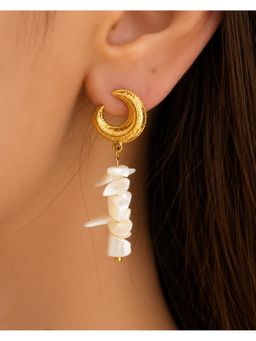 Bloome - 18K Gold Plated Tyla - Moon Pearl Earrings