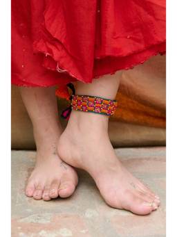 Ziddi - Orange Kai Anklet