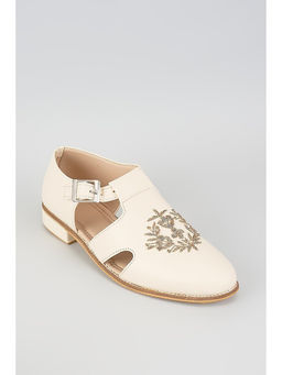 RNG Safawala - Ivory Crown Buckle Sandals