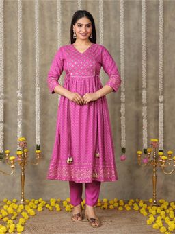 ARAMYA - Viscose Gold Foil Print Kurta and Pant for Women