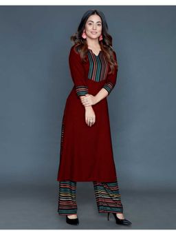 ESTELA - Women Maroon Foil Printed Straight Kurta With Pant