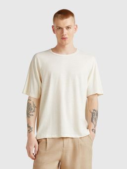 United Colors of Benetton - Regular Fit Round Neck Solid T-Shirt Off White