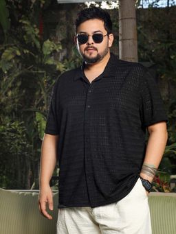 Instafab Plus - Mens Black Self Design Half Sleeves Relaxed Casual Shirt