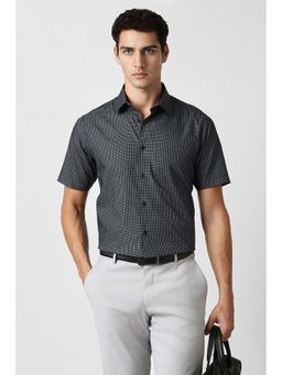 Van Heusen - Men Black Check Half Sleeves Formal Shirt