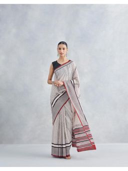 Fabindia - White Cotton Bagh Floral Printed Saree without Blouse
