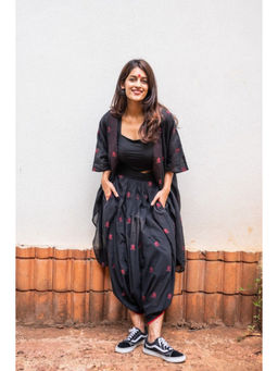 PRATHAA - AASTEY : Black Jamdani Dhoti