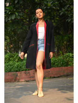 PRATHAA - Black Reversible Jacket - Taana Baana