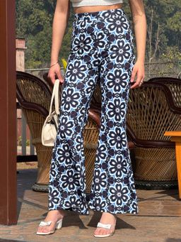 Tandul - Women Blue Floral Printed Trouser