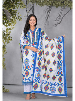 Autumnlane - Women White Ayanya Tint Ikat Print Cotton Kurta with Pant & Dupatta (Set of 3)