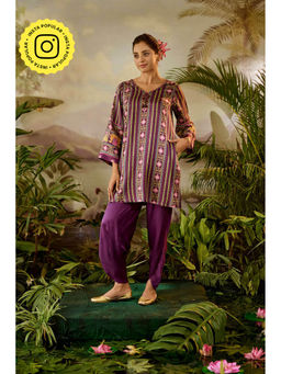 Baise Gaba - Armaan Kurta & Dhoti (Set of 2)