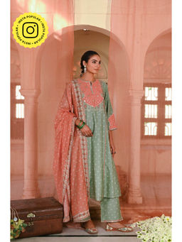 Baise Gaba - Green Sanganeri Printed Kurta with Pant and Dupatta (Set of 3)