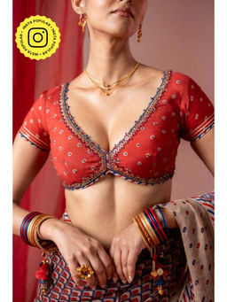 Baise Gaba - Red Muslin Embroidered V-Neck Cap Blouse