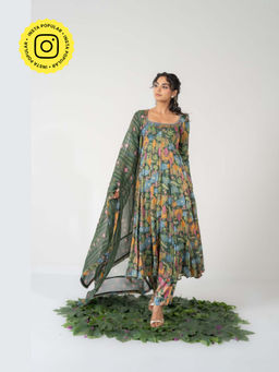 Baise Gaba - Green Vritika Anarkali and Pant with Dupatta
