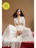 Off White color option, Currently selected