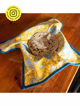 House of Ekam - Assorted Colorful Dinner Cum Roti Napkins