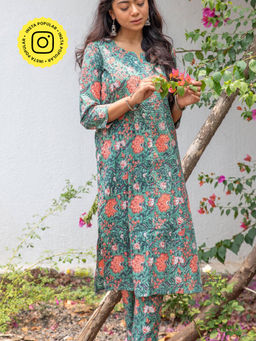 House of Ekam - Green Gulbahar Floral Printed Kurta and Pant (Set of 2)
