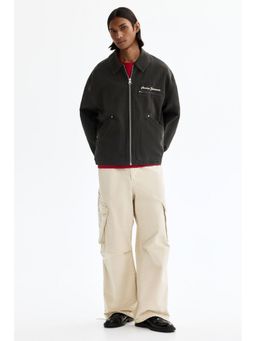 H&M - Men Beige Loose Fit Cargo trousers