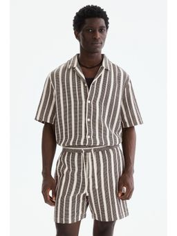 H&M - Men Brown Regular Fit Shorts