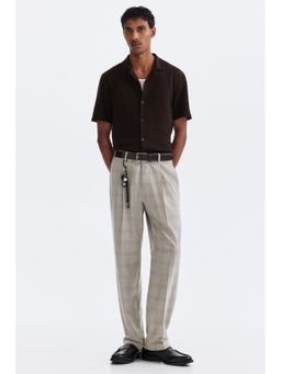 H&M - Men Beige Regular Fit Tailored trousers