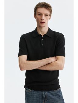 H&M - Men Black Slim Fit Polo T-shirt