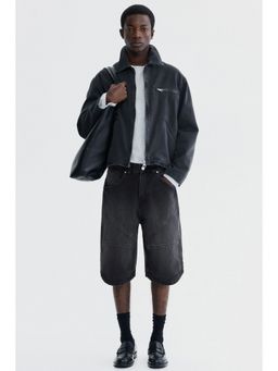 H&M - Men Black Super Baggy Denim shorts