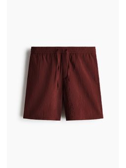 H&M - Men Red Relaxed Fit Textured shorts
